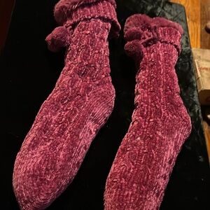 Red wine color and a no slip soles